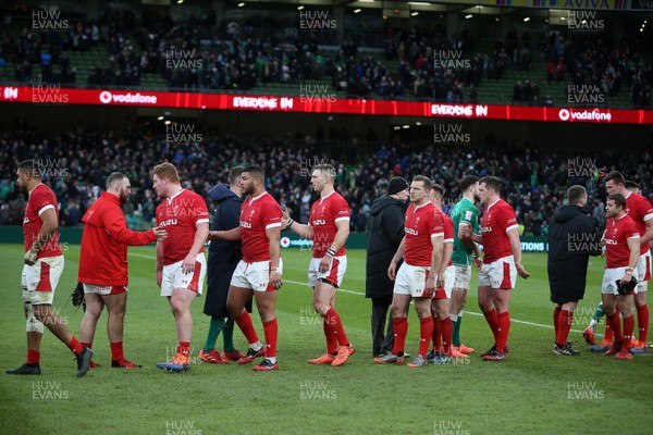 080220 - Ireland v Wales - Guinness 6 Nations - Wales team shake hands after full time