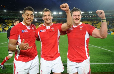 08.10.11 - Ireland v Wales - Rugby World Cup Quarter-Final 2011 - Toby Faletau, Sam Warburton and Dan Lydiate of Wales celebrate at the end of the game. 