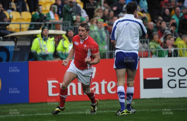 08.10.11 - Ireland v Wales - Rugby World Cup Quarter-Final 2011 - Shane Williams of Wales celebrates try. 