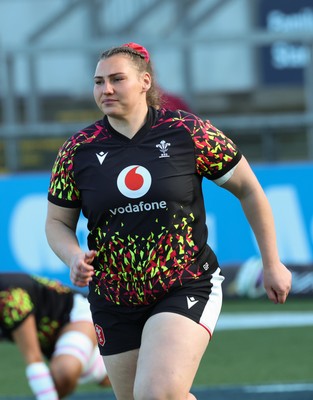 090526 - Ireland v Wales, 2026 Guinness Women’s 6 Nations - Gwenllian Pyrs of Wales during warm up