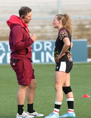 090526 - Ireland v Wales, 2026 Guinness Women’s 6 Nations - Ashley Beck, Wales Women interim attack coach with Carys Cox of Wales during warm up