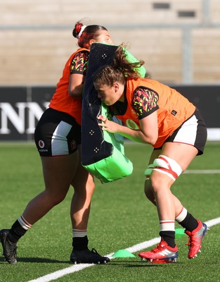 090526 - Ireland v Wales, 2026 Guinness Women’s 6 Nations - Natalia John of Wales and Stella Orrin of Wales during warm up
