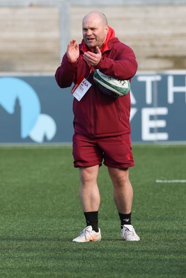 090526 - Ireland v Wales, 2026 Guinness Women’s 6 Nations - Sean Lynn, Wales Women head coach during warm up