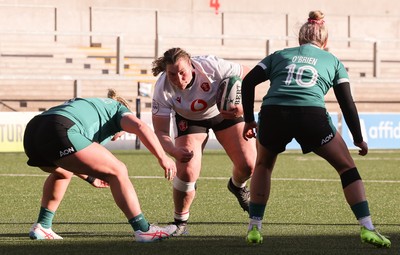 090526 - Ireland v Wales, 2026 Guinness Women’s 6 Nations - Gwenllian Pyrs of Wales charges for the line