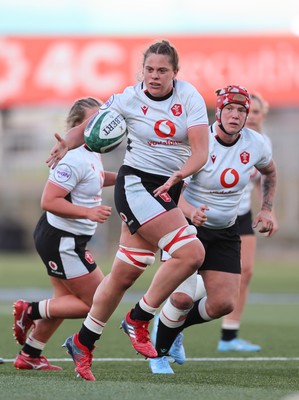 090526 - Ireland v Wales, 2026 Guinness Women’s 6 Nations - Natalia John of Wales charges forward  