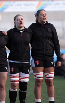 090526 - Ireland v Wales, 2026 Guinness Women’s 6 Nations - Bethan Lewis of Wales and Natalia John of Wales  line up for the anthems ahead of the match