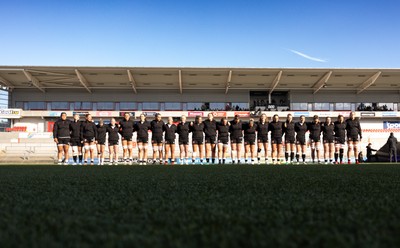 090526 - Ireland v Wales, 2026 Guinness Women’s 6 Nations - The Wales team line up for the anthems