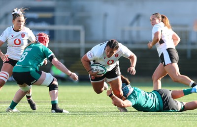 090526 - Ireland v Wales, 2026 Guinness Women’s 6 Nations - Sisilia Tuipulotu of Wales charges forward