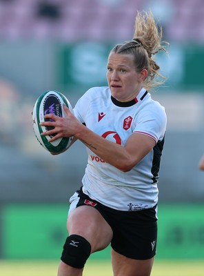 090526 - Ireland v Wales, 2026 Guinness Women’s 6 Nations - Carys Cox of Wales