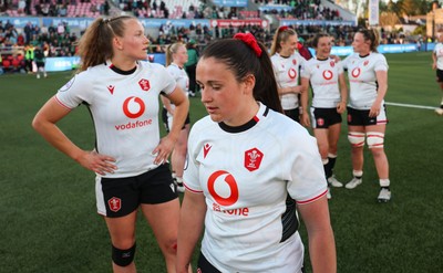 090526 - Ireland v Wales, 2026 Guinness Women’s 6 Nations - Carys Cox of Wales and Kayleigh Powell of Wales at the end of the match 