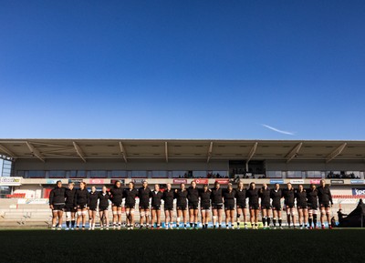 090526 - Ireland v Wales, 2026 Guinness Women’s 6 Nations - The Wales team line up for the anthems