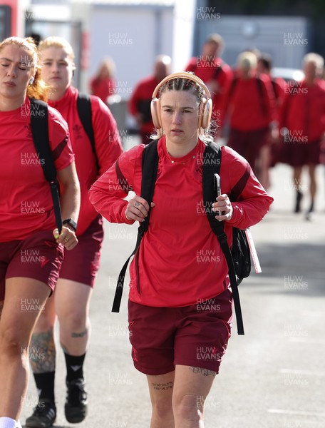090526 - Ireland v Wales, 2026 Guinness Women’s 6 Nations - Keira Bevan of Wales arrives at the stadium