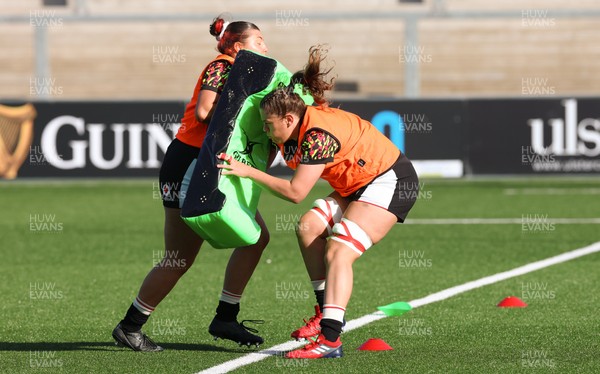 090526 - Ireland v Wales, 2026 Guinness Women’s 6 Nations - Natalia John of Wales and Stella Orrin of Wales during warm up