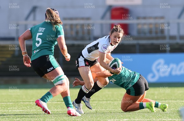 090526 - Ireland v Wales, 2026 Guinness Women’s 6 Nations - Jasmine Joyce of Wales looks to attack