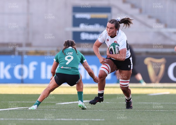 090526 - Ireland v Wales, 2026 Guinness Women’s 6 Nations - Bryonie King of Wales takes on Emily Lane of Ireland