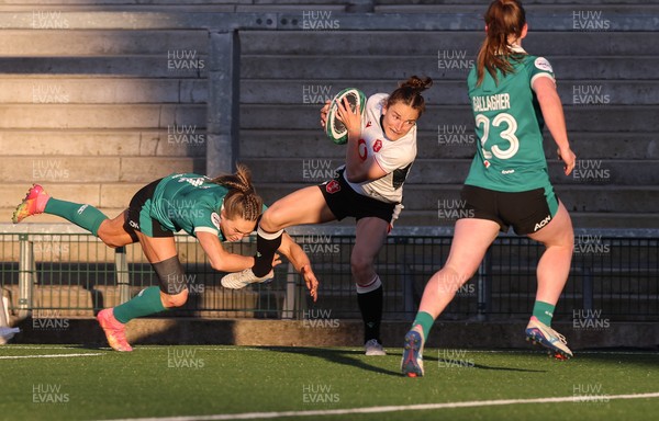 090526 - Ireland v Wales, 2026 Guinness Women’s 6 Nations - Jasmine Joyce of Wales powers over to score try