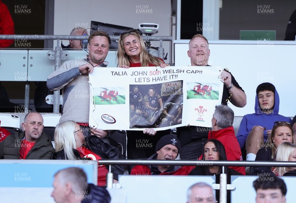 090526 - Ireland v Wales, 2026 Guinness Women’s 6 Nations - Natalia John of Wales has plenty of support on her 50th cap