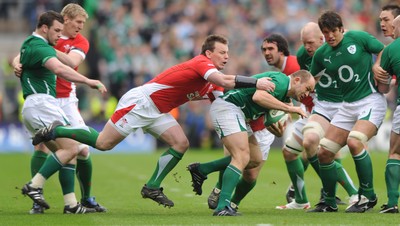 13.03.10 - Ireland v Wales - RBS Six Nations 2010 - Rory Best of Ireland is tackled by Matthew Rees of Wales. 