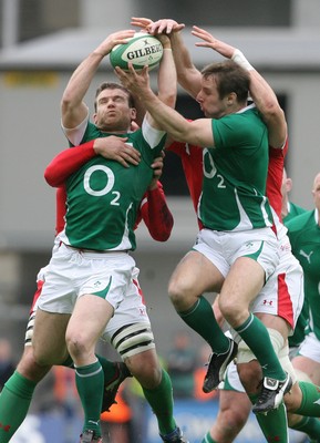 13.03.10 Ireland v Wales... Ireland's Gordon D'Arcy and Tomas O'Leary secure high ball. 
