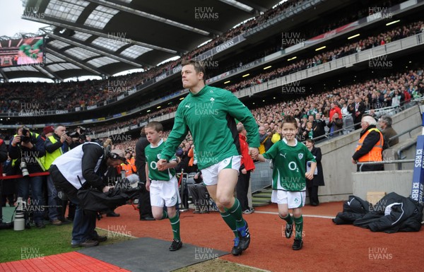 13.03.10 - Ireland v Wales - RBS Six Nations 2010 - Brian O'Driscoll of Ireland runs out to win his 100th cap. 
