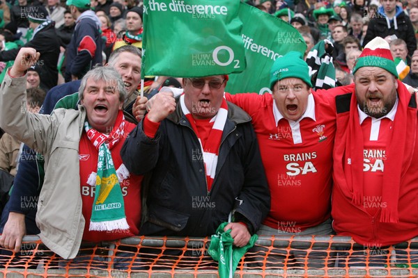13.03.10 Ireland v Wales... Welsh fans at Croke Park... 