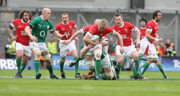 13.03.10 Ireland v Wales... Wales Bradley Davies finds space. 