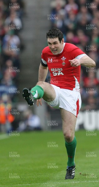 13.03.10 Ireland v Wales... Wales Stephen Jones kicks. 
