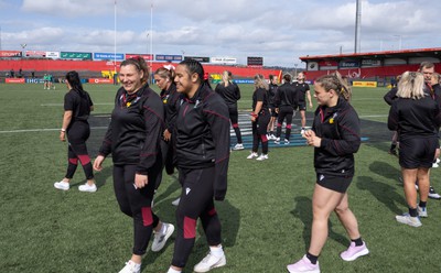 130424 - Ireland  v Wales, Guinness Women’s 6 Nations - Gwenllian Pyrs and Sisilia Tuipulotu take a look at the ground after they arrive at the stadium ahead of the match