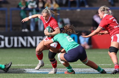 130424 - Ireland  v Wales, Guinness Women’s 6 Nations - Kerin Lake of Wales takes on Brittany Hogan of Ireland