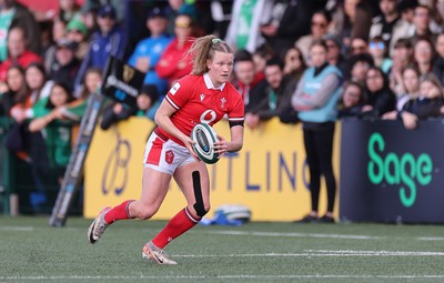 130424 - Ireland  v Wales, Guinness Women’s 6 Nations - Carys Cox of Wales looks to break away