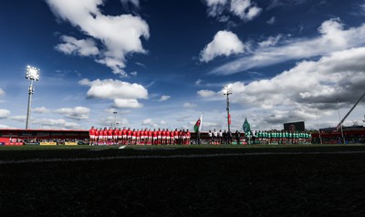 130424 - Ireland  v Wales, Guinness Women’s 6 Nations -The Wales team line up for the anthems at the start of the match