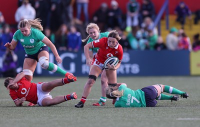 130424 - Ireland  v Wales, Guinness Women’s 6 Nations - Alisha Butchers of Wales taken Edel McMahon of Ireland