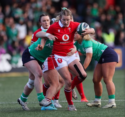 130424 - Ireland  v Wales, Guinness Women’s 6 Nations - Carys Cox of Wales races through to cross the line only for the try to be ruled out 