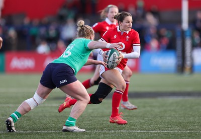 130424 - Ireland  v Wales, Guinness Women’s 6 Nations - Jasmine Joyce of Wales looks to head for the line