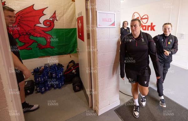 130424 - Ireland  v Wales, Guinness Women’s 6 Nations - Carys Phillips and Jasmine  arrive at the stadium ahead of the match