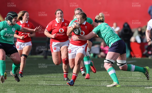 130424 - Ireland  v Wales, Guinness Women’s 6 Nations - Lleucu George of Wales takes on Sam Monaghan of Ireland