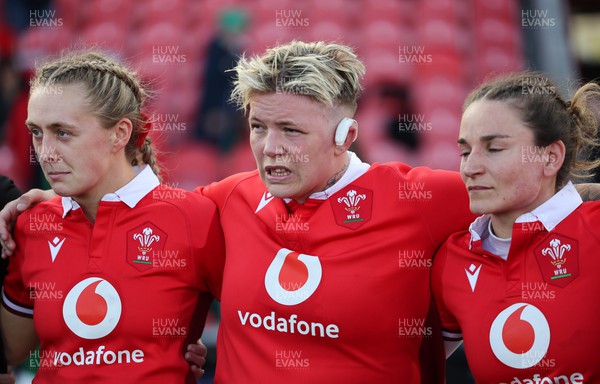 130424 - Ireland  v Wales, Guinness Women’s 6 Nations - Hannah Jones of Wales, Donna Rose of Wales and Jasmine Joyce of Wales show the disappointment at the end of the match