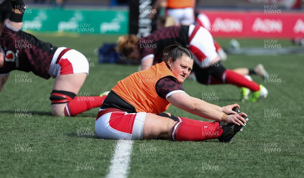 130424 - Ireland  v Wales, Guinness Women’s 6 Nations - Abbey Constable of Wales during warm up