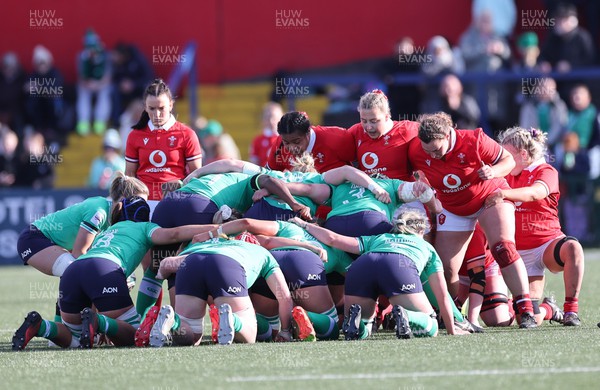 130424 - Ireland  v Wales, Guinness Women’s 6 Nations - Sisilia Tuipulotu of Wales, Molly Reardon of Wales and Gwenllian Pyrs of Wales prepare to scrummage against Ireland