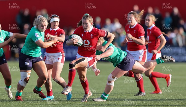 130424 - Ireland  v Wales, Guinness Women’s 6 Nations - Carys Cox of Wales breaks through the Irish defence