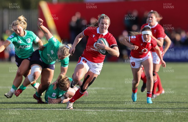 130424 - Ireland  v Wales, Guinness Women’s 6 Nations - Carys Cox of Wales breaks through the Irish defence