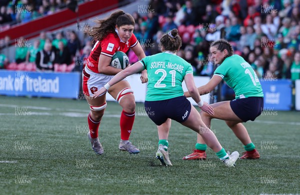 130424 - Ireland  v Wales, Guinness Women’s 6 Nations - Gwennan Hopkins of Wales charges for the line to score try