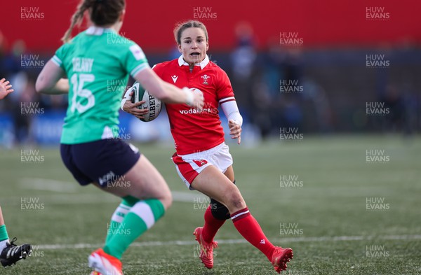 130424 - Ireland  v Wales, Guinness Women’s 6 Nations - Jasmine Joyce of Wales looks to head for the line