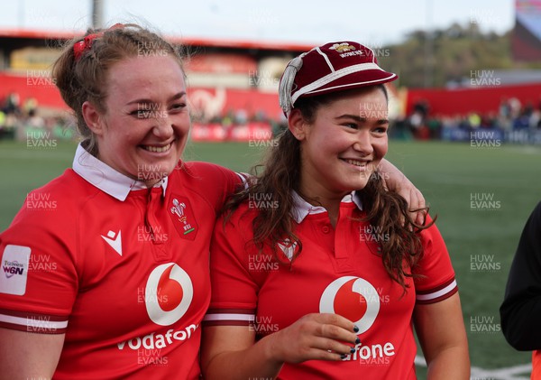 130424 - Ireland  v Wales, Guinness Women’s 6 Nations - Gwennan Hopkins of Wales with her first cap alongside Abbie Fleming of Wales