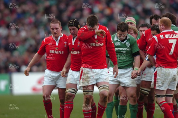 26.02.06  Ireland v Wales, Dublin  Skipper Michael Owne looks dejected.  