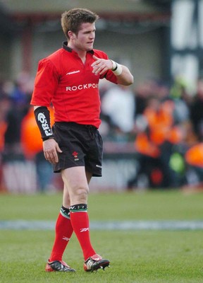22-02-04. Ireland v Wales.  Dejected Ceri Sweeney at full-time  