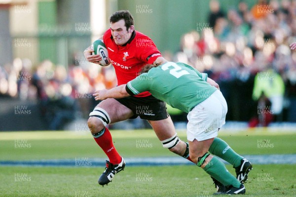 22-02-04. Ireland v Wales.  Wales' Robert Sidoli takes on James Byrne  