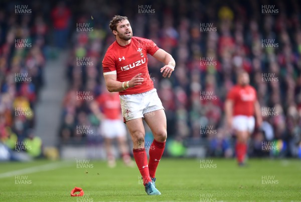 240218 - Ireland v Wales - NatWest 6 Nations 2018 - Leigh Halfpenny of Wales kicks at goal