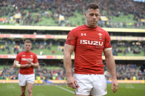 240218 - Ireland v Wales - NatWest 6 Nations 2018 - Gareth Davies of Wales looks dejected