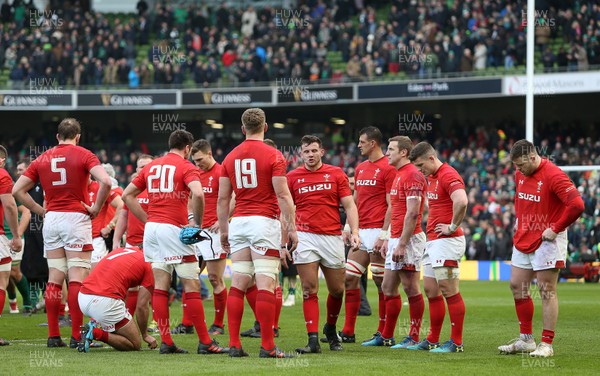 240218 - Ireland v Wales - Natwest 6 Nations - Dejected Wales at full time